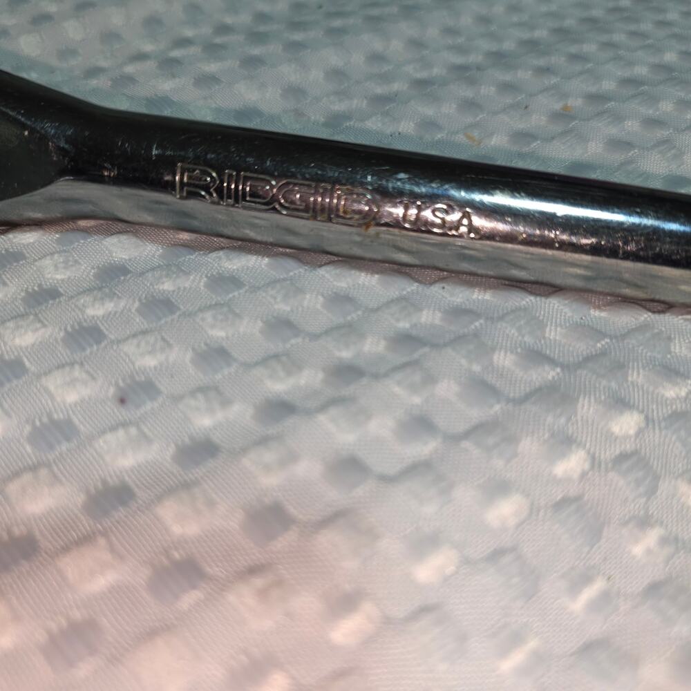RIDGID 70437 RATCHET 1/2" 15" long 226 RATCHET - Picture 2 of 8